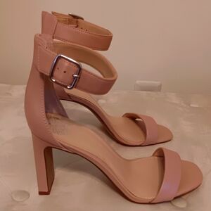 Skin tone Vince Camuto Sandals -- 8.5 M